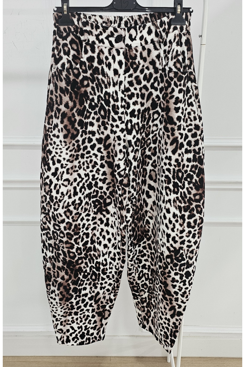 Pantalón animal print barrel
