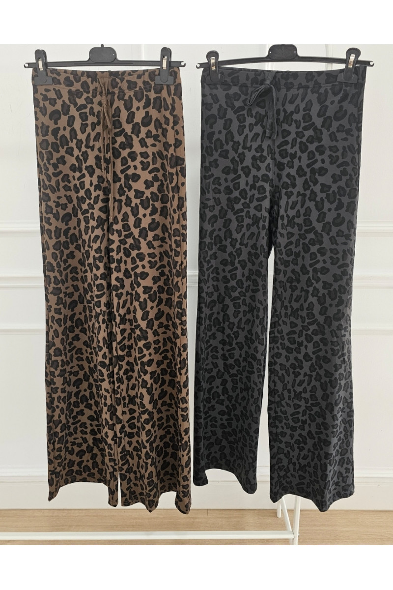 Leguins animal print pata ancha