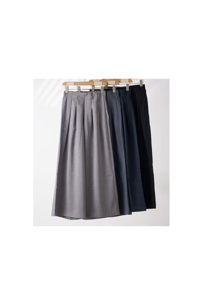 Pantalón pata elefante pinzas