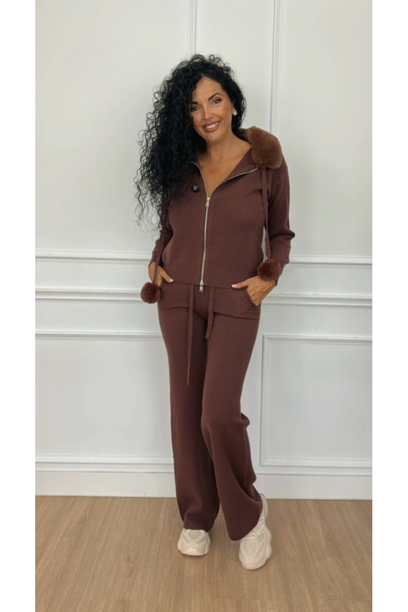 Conjunto pompón cremallera