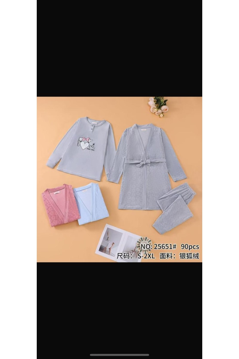 Pijama 3 piezas corazón minnie