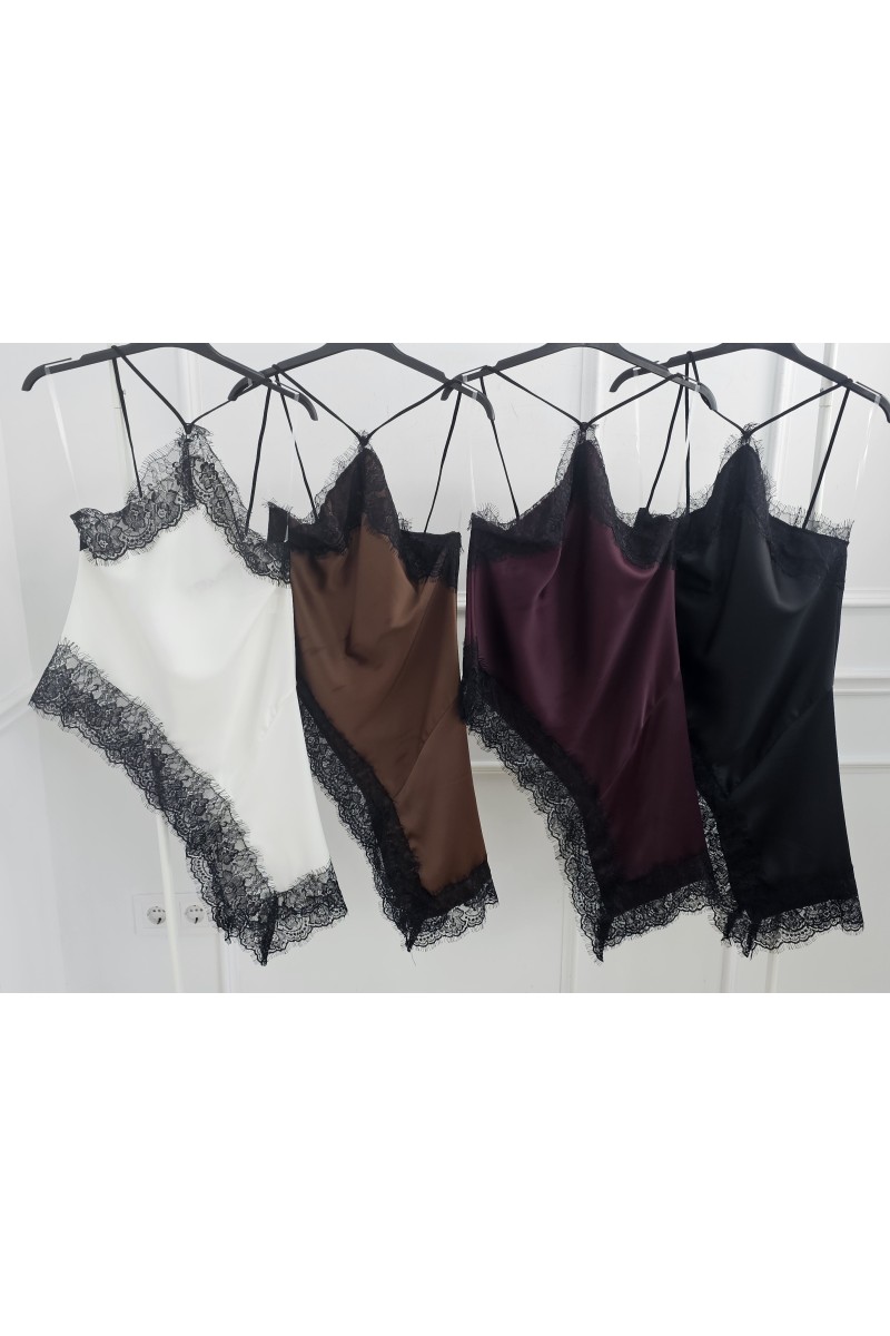 Lencera asimétrica cuello halter