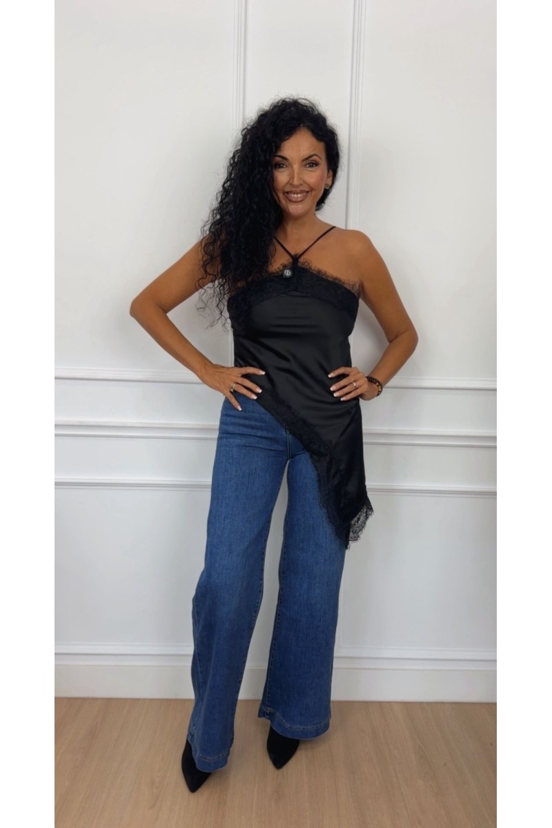 Lencera asimétrica cuello halter