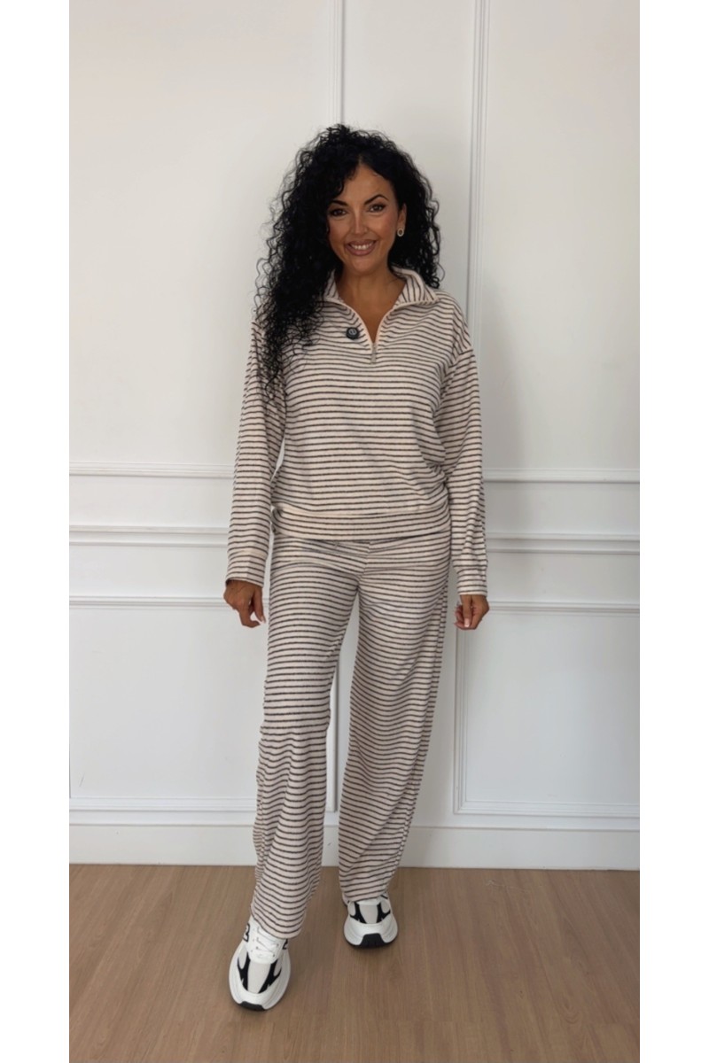 Chandal rayas sin capcuha