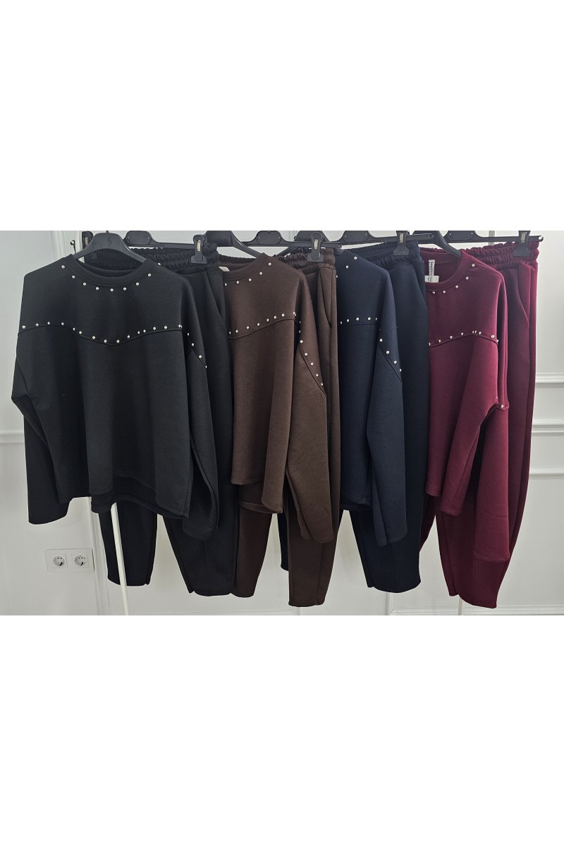 Conjunto sport balón tachuelas