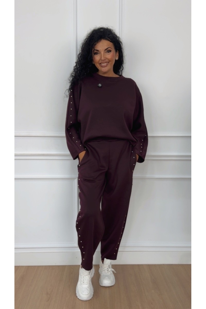 Nuevo Conjunto sport tachuela