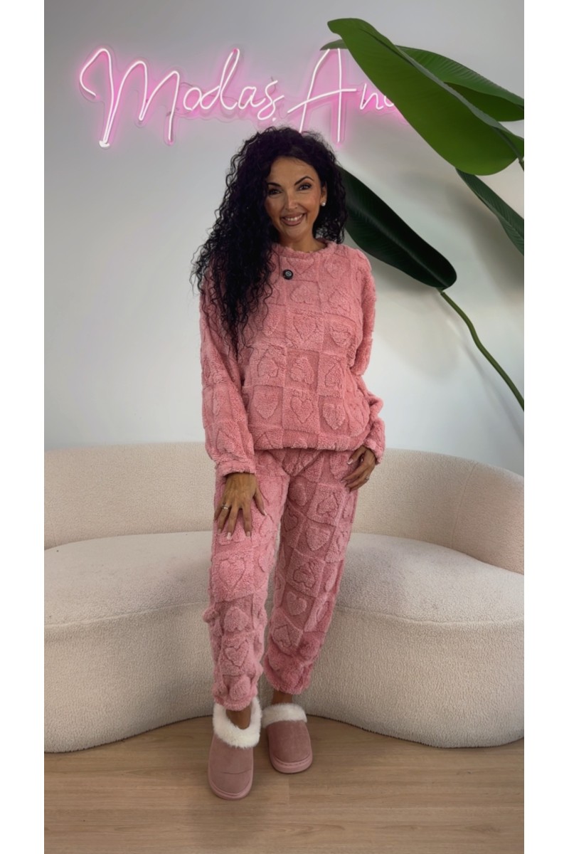 Pijama coralina corazones