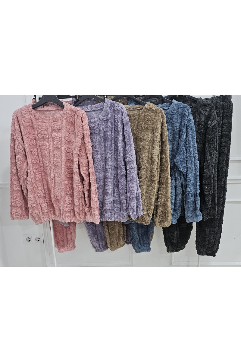 Pijama coralina corazones