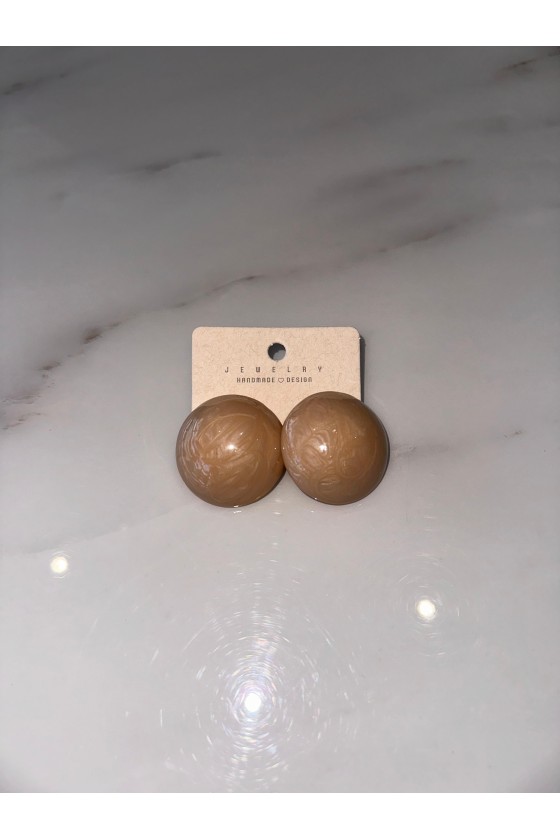 Pendientes nacarados camel