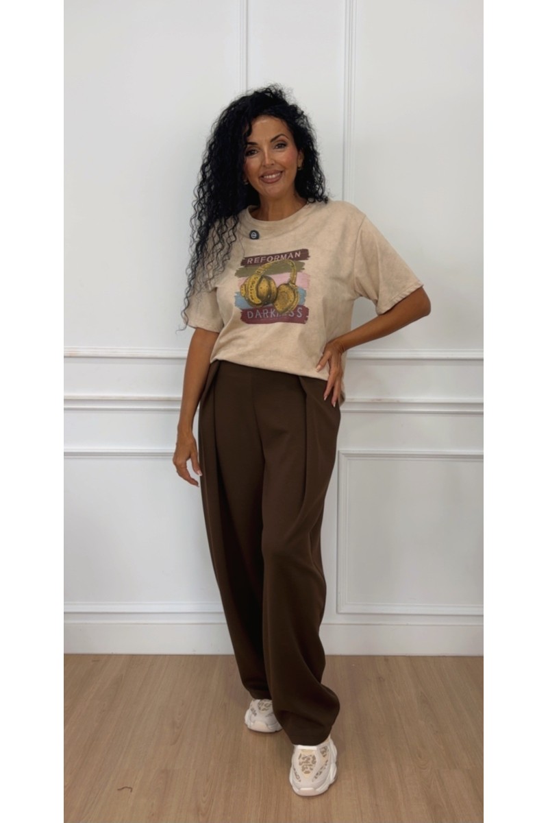 Camiseta lavada casco brilli