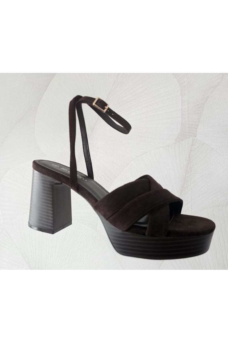 Sandalias plataforma marrón