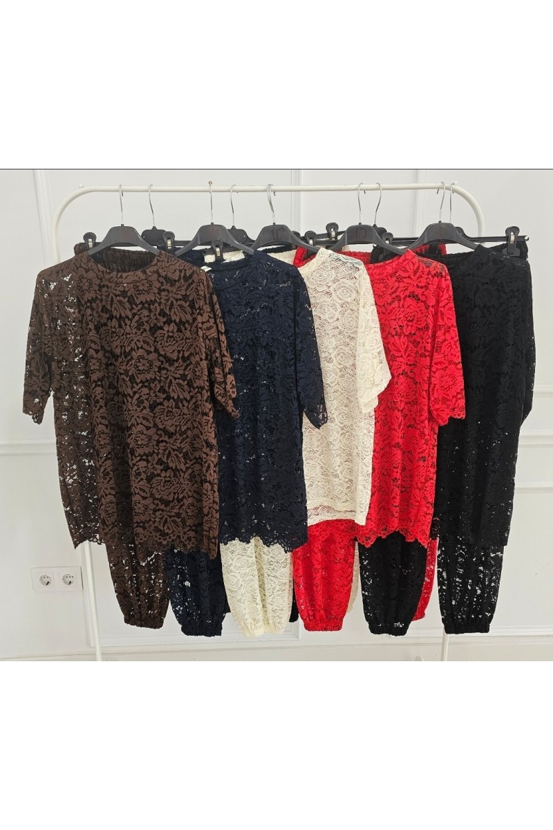 Conjunto encaje jogger