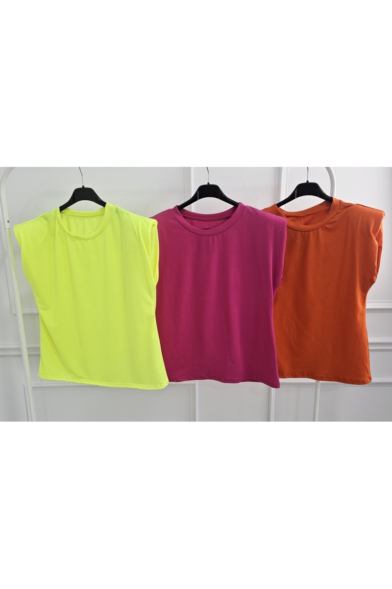 Camiseta hombreras