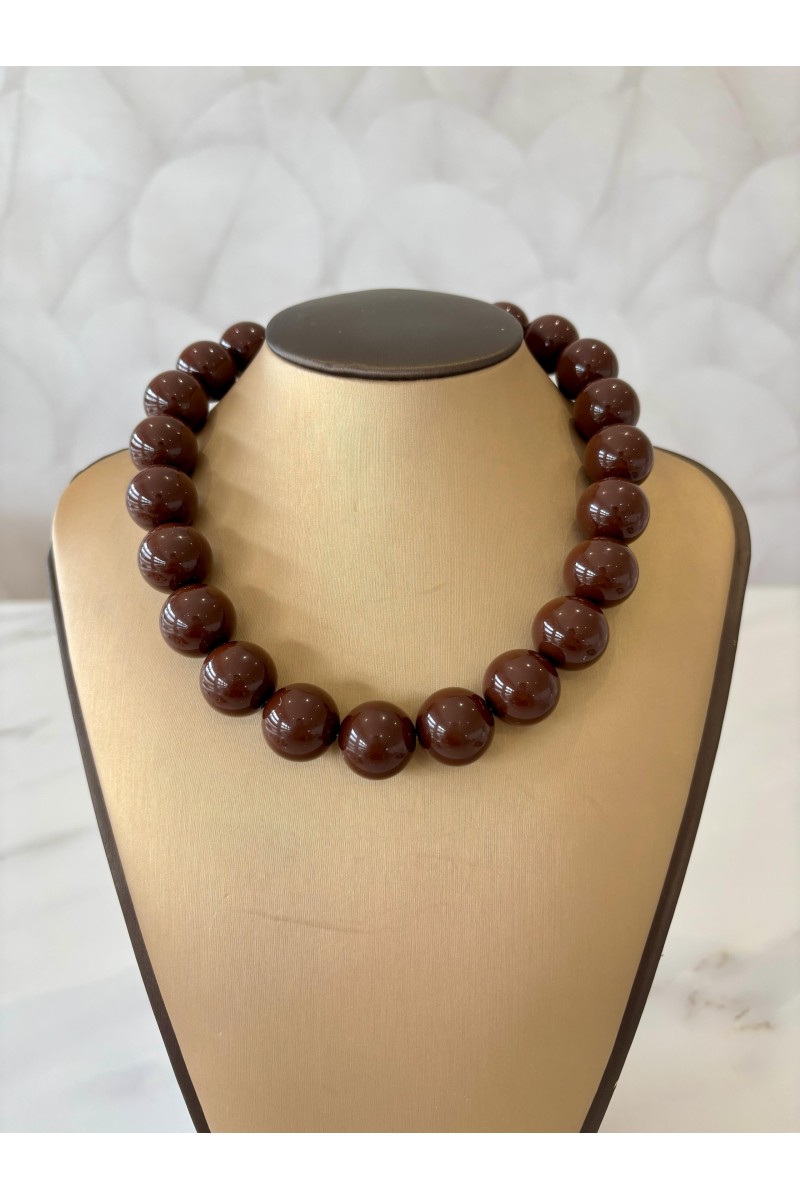 Collar bolas chocolate