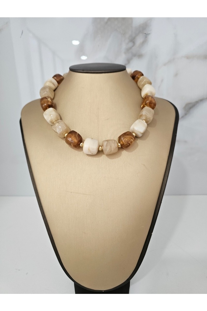 Collar bola tricolor beig