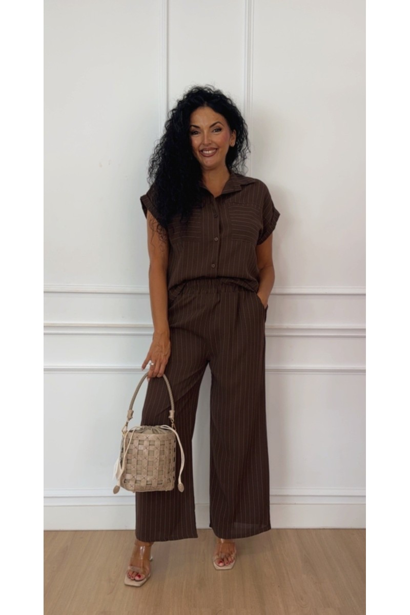 Conjunto diplomático Adela
